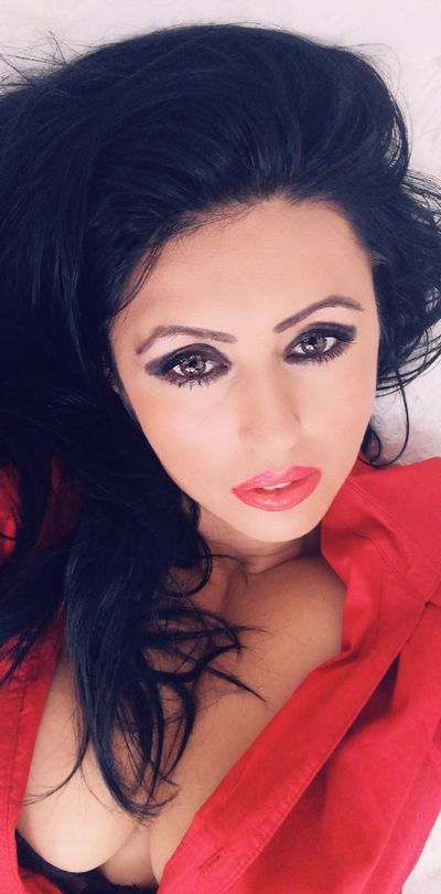 Terri Solis - Escort Girl from Hayward California