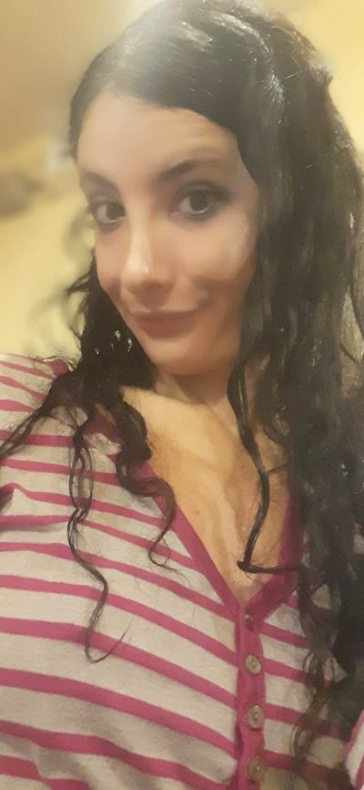 Amber Thomas - Escort Girl from Davenport Iowa