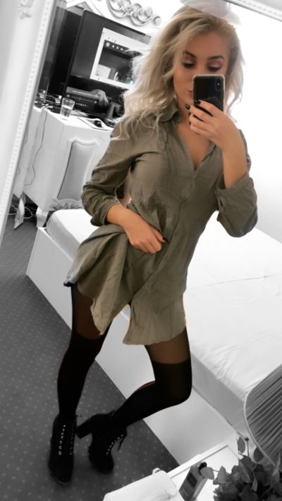 Elisabeth Olivarez - Escort Girl from Saint Paul Minnesota