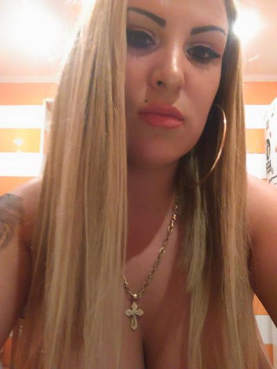 Delia Dalia - Escort Girl from Pompano Beach Florida