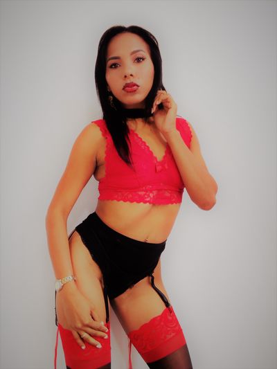 Hallie Cher - Escort Girl from Edinburg Texas