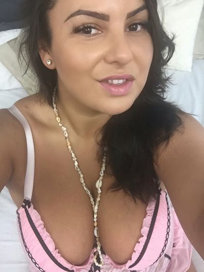 Dianne Hopper - Escort Girl from Milwaukee Wisconsin