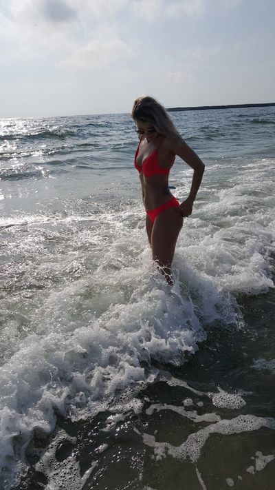 Judy Noble - Escort Girl from Inglewood California