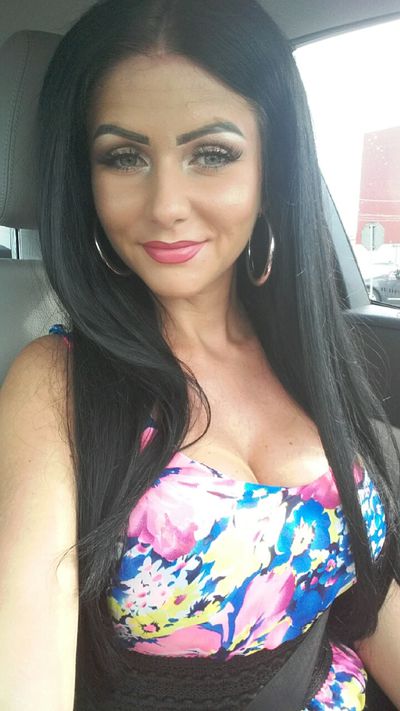 Elizabeth Burns - Escort Girl from League City Texas