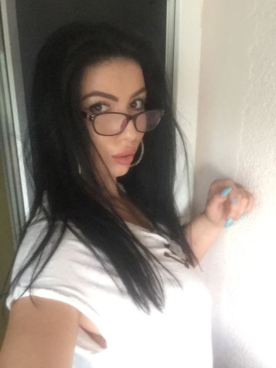 Megan Jewel - Escort Girl from League City Texas