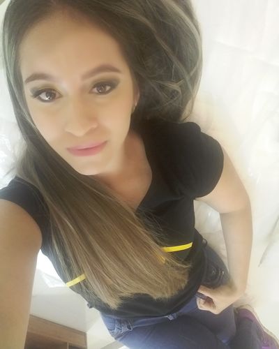 Julia Puga - Escort Girl from Aurora Illinois