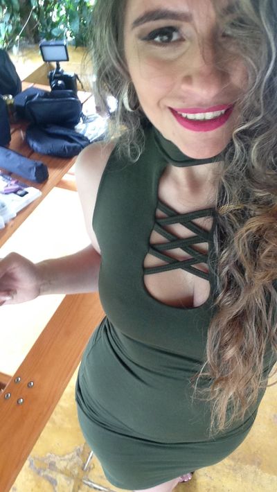 Julia Puga - Escort Girl from Aurora Illinois