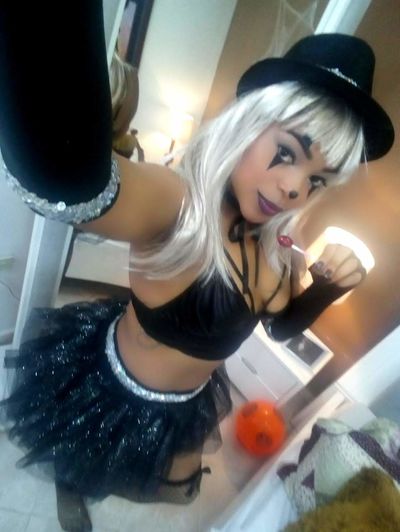 Nahomy Will - Escort Girl from West Covina California