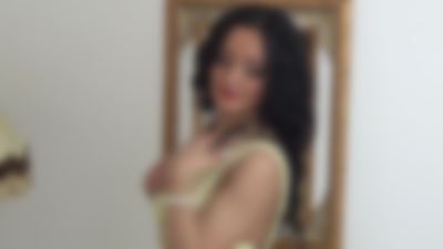 Linda Wilson - Escort Girl from Cary North Carolina