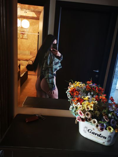 Lois Castro - Escort Girl from Vacaville California