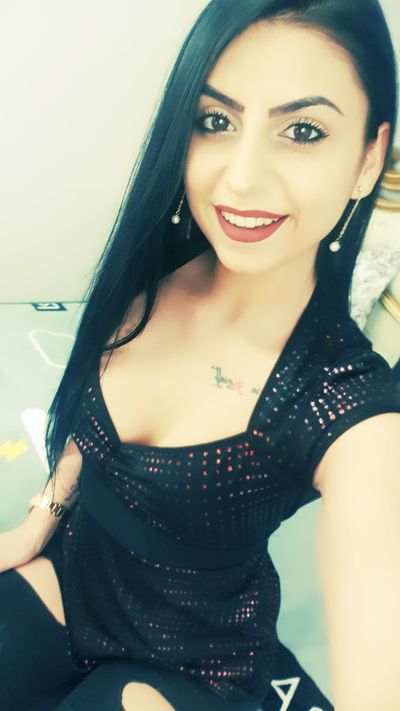 Shia Dylan - Escort Girl from Bridgeport Connecticut