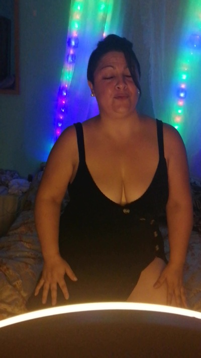 Evelyn Quin - Escort Girl from Chesapeake Virginia