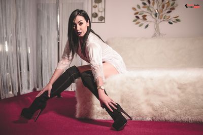 Elektra Jade - Escort Girl from Greeley Colorado