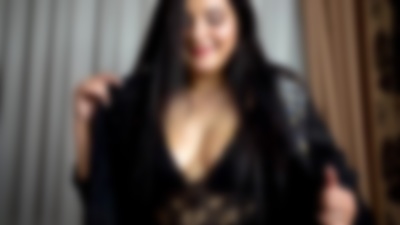 Emaa Grey - Escort Girl from Daly City California