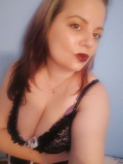 Lida Hart - Escort Girl from Syracuse New York