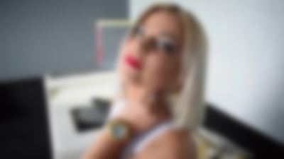 Mia Wild Blondie - Escort Girl from Fairfield California