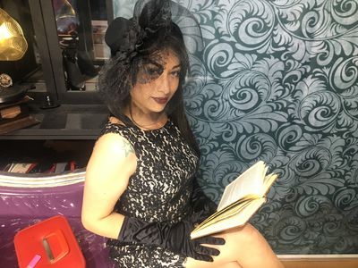 Sodomatrix Fen Dom - Escort Girl from Sacramento California