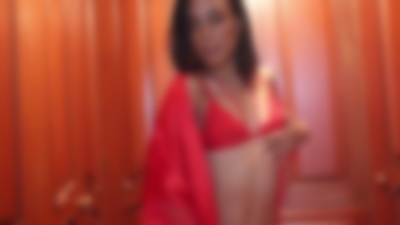 Brunette Escort in Pueblo Colorado