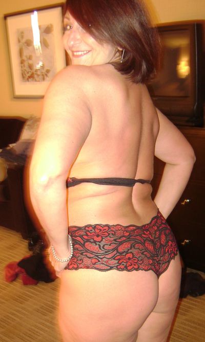 cougarmama - Escort Girl from Plano Texas